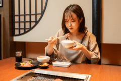 【2000円分のお食事券付】館内でご当地グルメやサ飯を堪能♪ビジネス・出張にオススメ◎（夕食付）