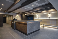 フロント・ロビー フロント・ロビー