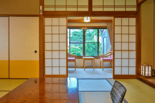 【離れ】日本庭園側　--松--　～温泉内風呂付客室～