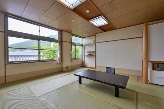 【本館2階】～お風呂なしお部屋タイプ～