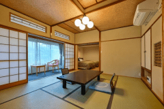 【離れ】日本庭園側-竹- 和室と洋室～露天風呂付客室～