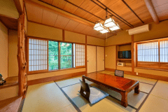 【離れ】日本庭園側　--松--　～温泉内風呂付客室～