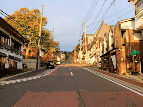 2026年3月～2食付き＜ポークグリル＞熱々で美味しいグリル料理と、湯の花舞う源泉掛け流し温泉を楽しむ旅