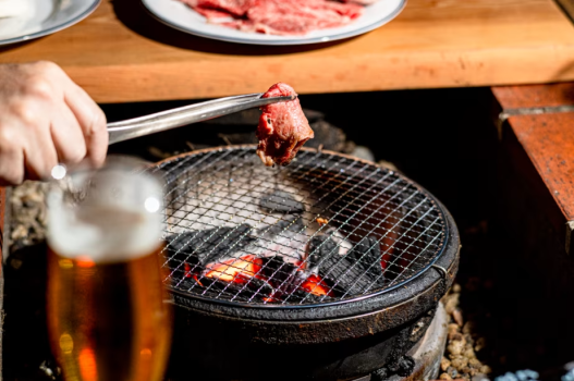 【ワンランク上のBBQセットプラン】オーナー厳選炭で焼く極上和牛｜平日お得＆人気No.1！手ぶらで満喫【1泊夕食付】