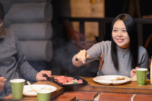 【ワンランク上のBBQセットプラン】オーナー厳選炭で焼く極上和牛｜平日お得＆人気No.1！手ぶらで満喫【1泊夕食付】