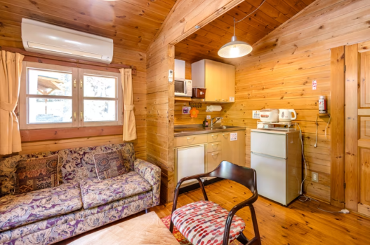 【癒やしの可愛いログ♪】平日ゆったりお得に泊まれる｜北欧風フィンランドミニ＆専用BBQデッキ付き【宿泊のみ】