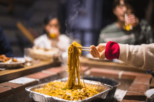 BBQの締めは、香ばしいソース焼きそば