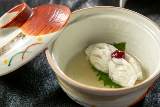 【レイトチェックアウト】旬の山菜膳と釜炊き御飯～12種の温泉と山里の味覚を愉しむ～