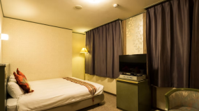 キングベッドルーム