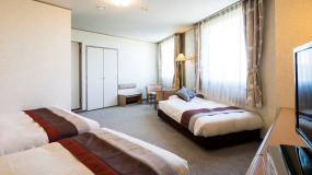 トリプルベッドルーム（昼）