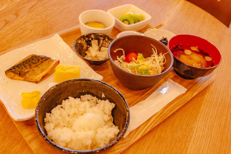 朝食（仕入れの状況などにより 内容は異なります）