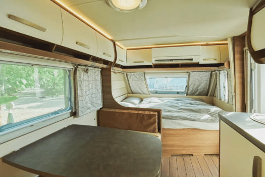 トレーラー大 クナウス スポーツ（１棟貸し・最大５名）