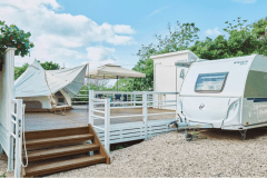 トレーラー大 クナウス スポーツ（１棟貸し・最大５名）