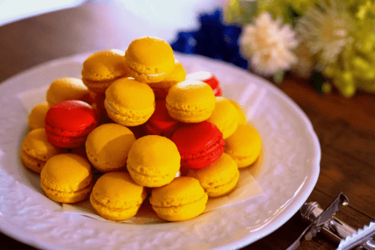 【フルムーンイベント／数量限定】手のひらに浮かぶ小さな満月。
ほんのり甘く、心まで満たすお月見マカロン。