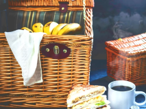 ＜朝食バスケットイメージ＞お皿・カトラリー付きの専用バスケットに、レストランの朝食ブッフェからお好きなお料理を詰めて、海辺や芝生などお好きなロケーションでお召し上がりいただけます。特別な場所で、特別な朝を＿