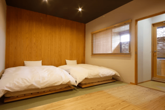 "-HOSHI RAKU-" A room with a semi-open-air bath with natural hot spring water. Enjoy a good night's sleep in a high-quality bed.