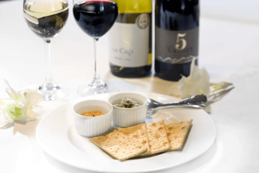 【特典】赤or白ワイン＆フィンガーフード
