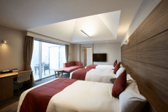 プライベートスパ付ヴィラ　-トリプルルーム‐