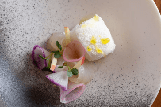 【記念日プラン】オーベルジュ醸す森で過ごす とっておきのひととき【2026年1月30日～】