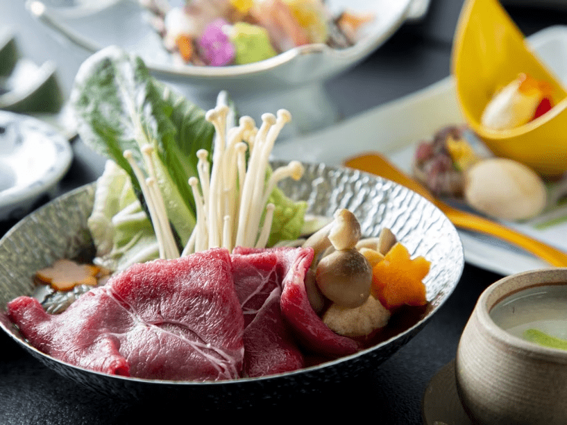 伊勢水沢牛の小鍋付おまかせ美食会席