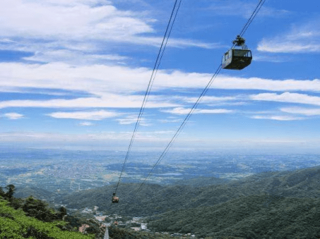 ゴンドラで、御在所へ。夏も気温２０度♪気持ちイイ～