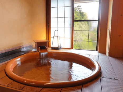 温泉半露天風呂付特別室(角部屋）／10畳＋ベッド(59㎡)