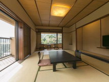 Japanese-style room 12 tatami mats (with bath and toilet)