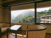 Japanese-style room 12 tatami mats (with bath and toilet)