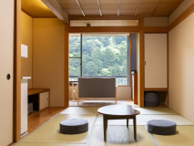 Japanese-style room 8 tatami mats (with bath and toilet)