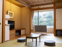 Japanese-style room 8 tatami mats (with bath and toilet)