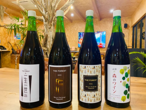 ゴルファー必見！ GOLF×GLAMPING STAY のゴルフプランでTHE FORESTオリジナル赤ワインプレゼント♪【選べるお食事タイプ】