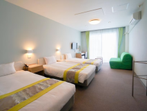 ＜プールサイド＞スタンダードトリプルルーム