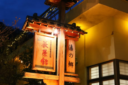 夜の外観一例