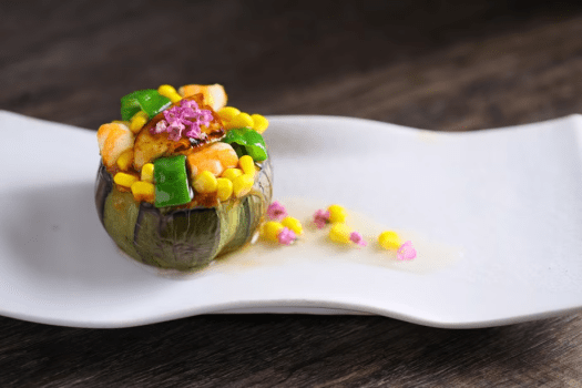 信州味噌で漬け込んだフォアグラ フォアグラが苦手なお客様からもご好評を頂いております。