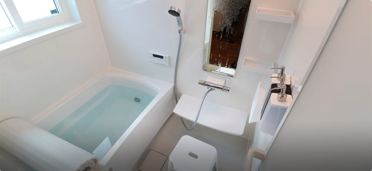 トレーラーハウス ロイヤル 定員2-6名