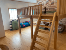 Yogibo・やぐら・プロジェクター付きファミリールーム