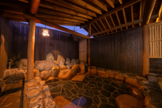 Stella〈ステラ〉露天岩風呂