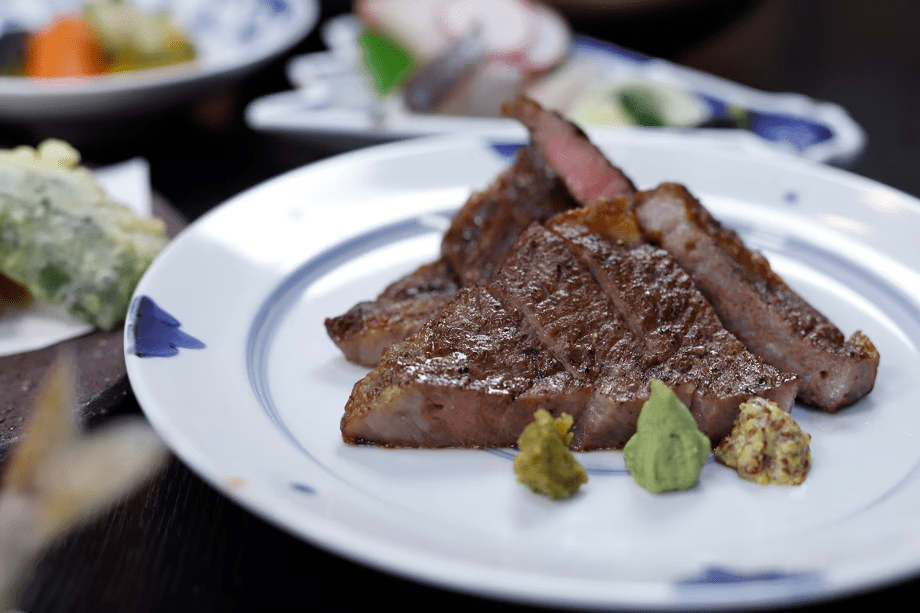 大きなステーキコ―ス ステーキ一例