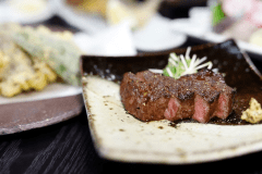 なか屋コース ミニステーキ一例