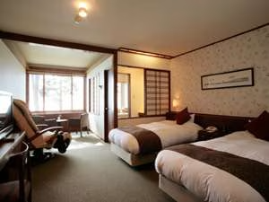 展望浴室付きデラックスツイン
檜造りの浴室から支笏湖を一望できます