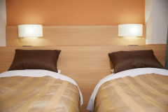 【禁煙】ツインルームA シモンズマットレスでゆっくり