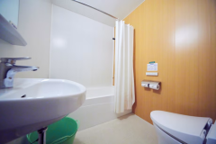 【禁煙】フローリングルーム 丸八真綿の４層おふとんでぐっすり