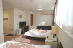 *バリアフリー洋室…段差をなくし、車椅子をご利用の方やご年配の方にも配慮したお部屋