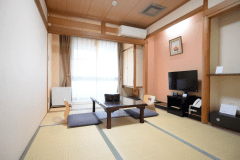 *和室6畳（トイレ付）