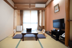 *和室6畳（トイレ付）…スタンダードのお部屋