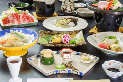 *おのころ会席…旬の食材、郷土食を取り入れた淡路島の味覚会席