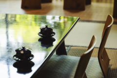 光を優しく取り込み落ち着いた雰囲気のお部屋。