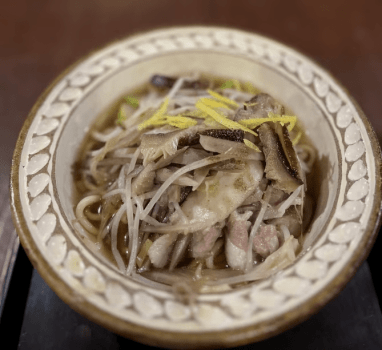 別府名物「カモ吸い」をアレンジした絶品の年越しそば