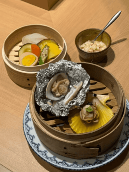 野菜と海鮮のせいろ蒸し(夕食コースより) 野菜と海鮮のせいろ蒸し(夕食コースより)