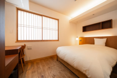 クリエイティブ・ダブル クリエイティブ・ダブル